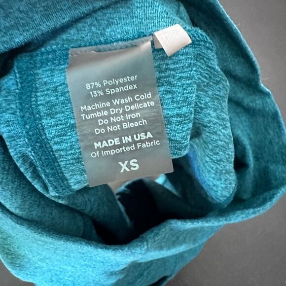 Bombshell Sportswear Curve Shorts - Picture 3 of 3